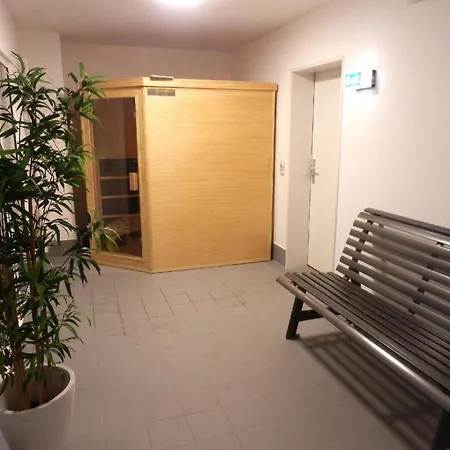Mit Kostenlosem Schwimmbad Und Spielzimmern Apartment Timmendorfer Strand